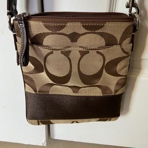 COACH Messenger Crossbody - Signature Canvas